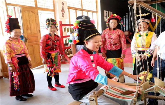 騰沖景點(diǎn)：【國(guó)家AA級(jí)景區(qū)】騰沖新華鄉(xiāng)壩角阿昌族民族村景區(qū)